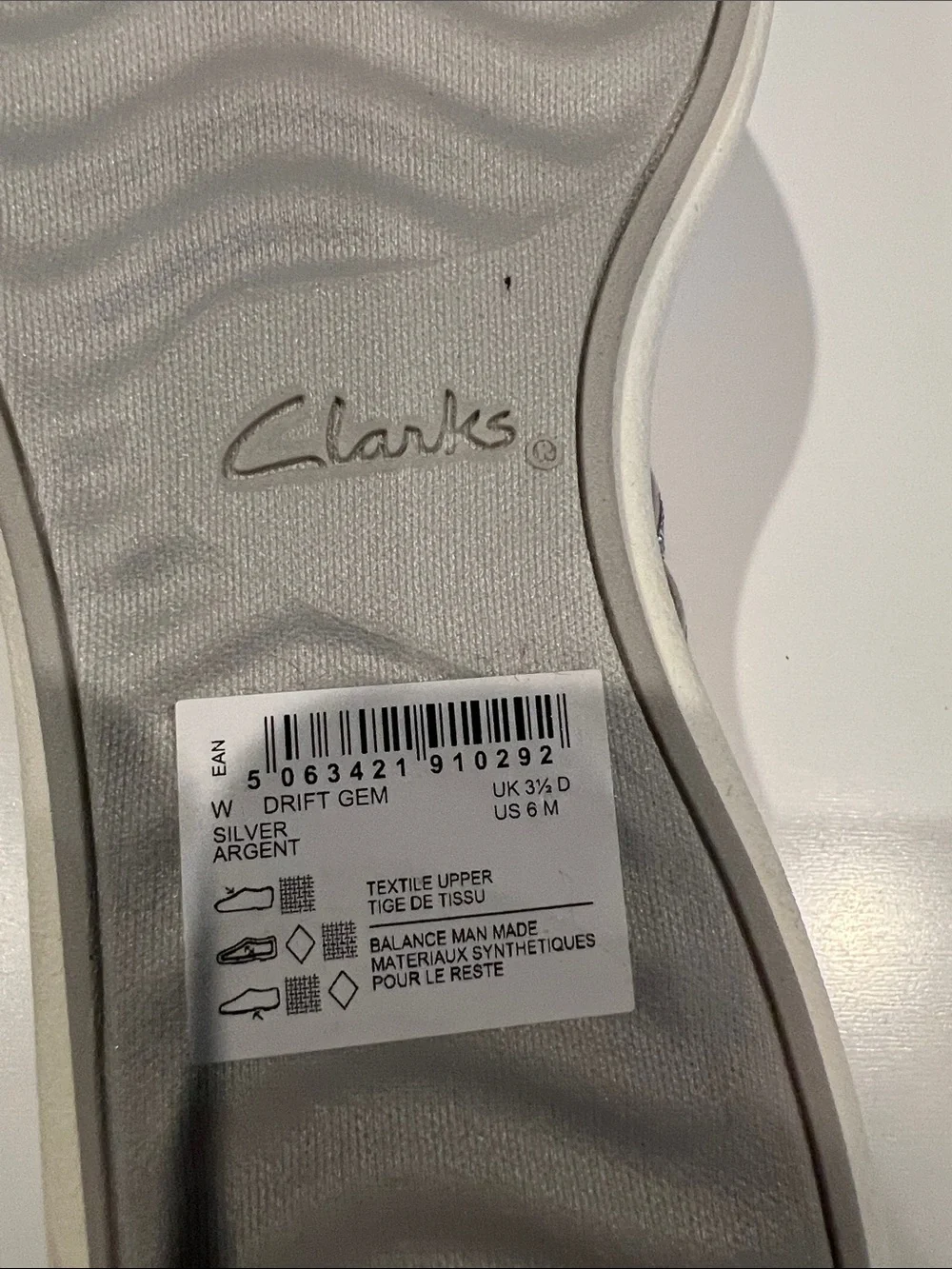 Cloudsteppers by Clarks Women's Cream Beaded Platform Sandals - Picture 6 of 7